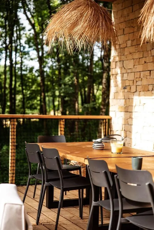Bed and Breakfast Dans Les Arbres à Lanta 0*,  France