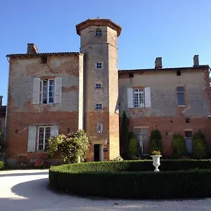  Couette-café Chateau De Thegra